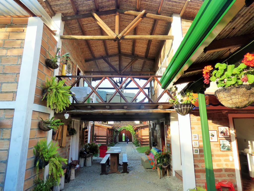 Hotel Kantarrana Urbana Jardin Quarto foto
